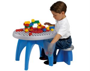 Конструктор (стол, стульчик, блоки)  